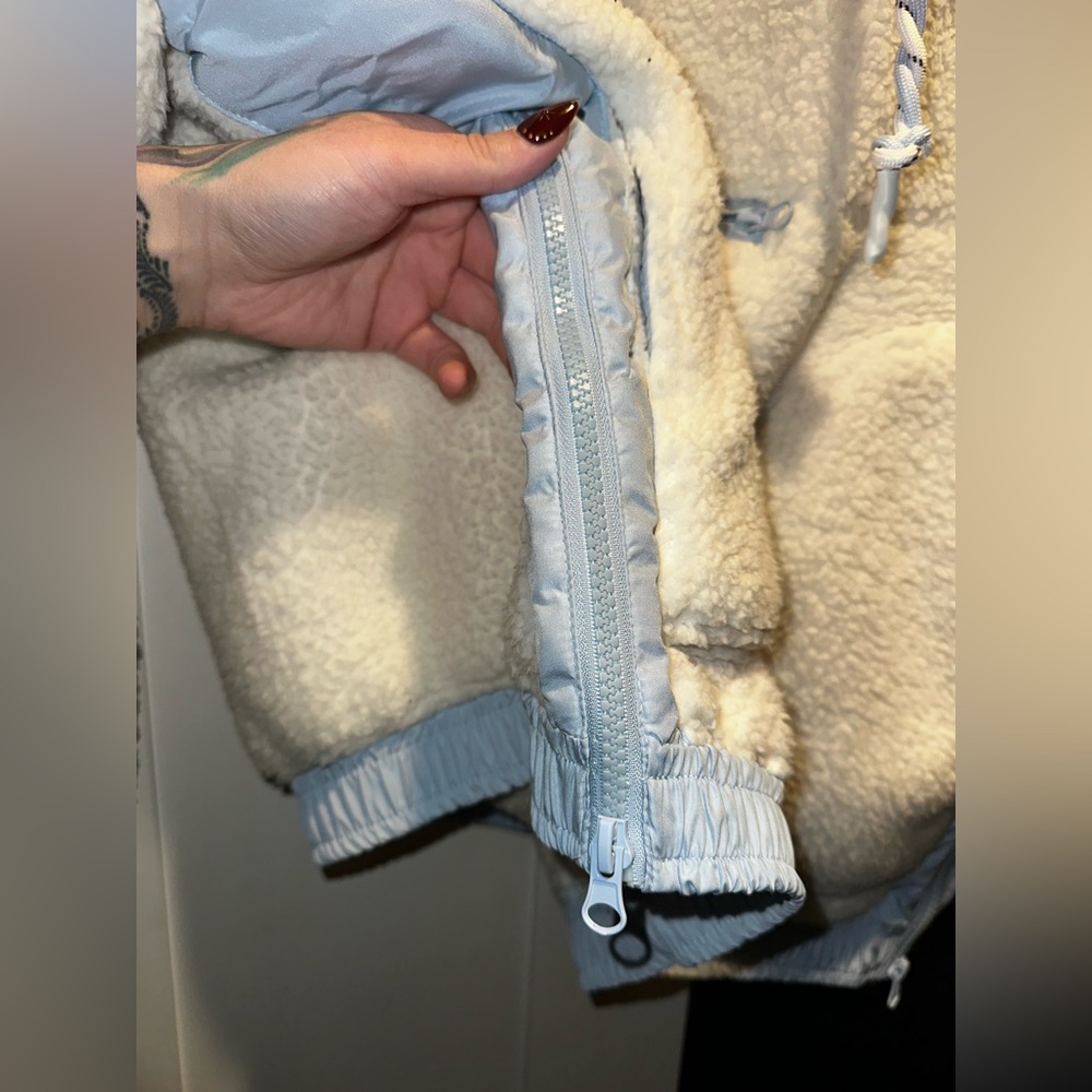 NWT Altar'd State Compare Frostbite Sherpa Pullover $128 MSRP - Picture 8 of 16